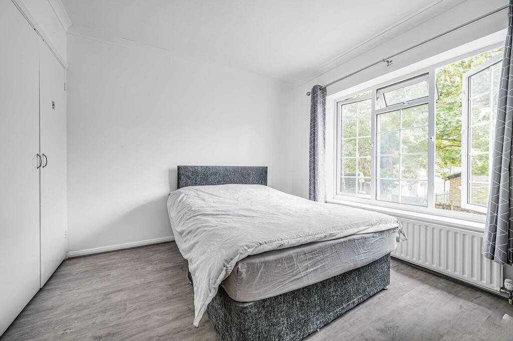 Cozy bedroom